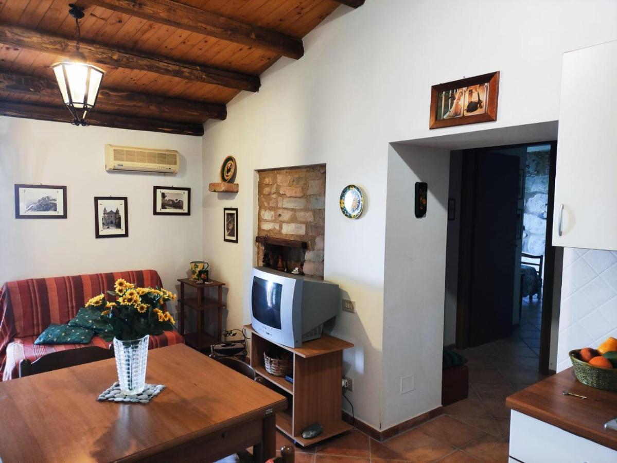 טינדארי A Casa Di Peppino Villa Greco מראה חיצוני תמונה