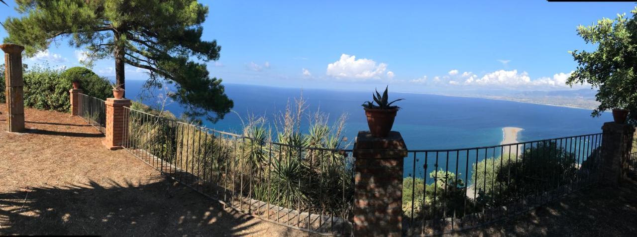 טינדארי A Casa Di Peppino Villa Greco מראה חיצוני תמונה