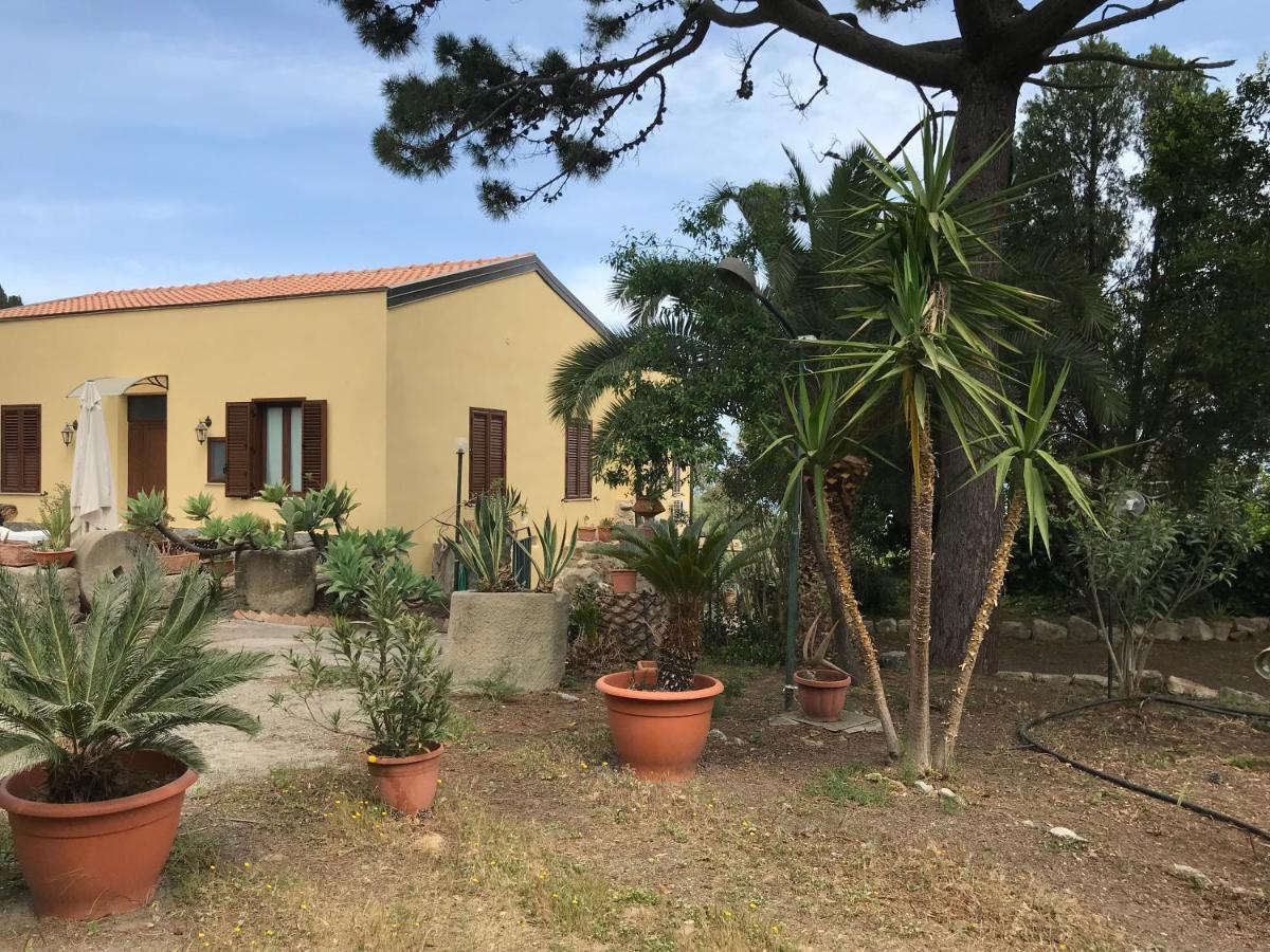 טינדארי A Casa Di Peppino Villa Greco מראה חיצוני תמונה